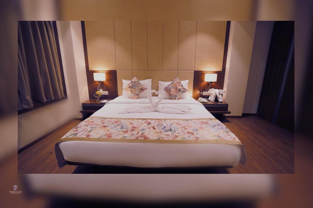 Pride Hotel Bhopal Extérieur photo