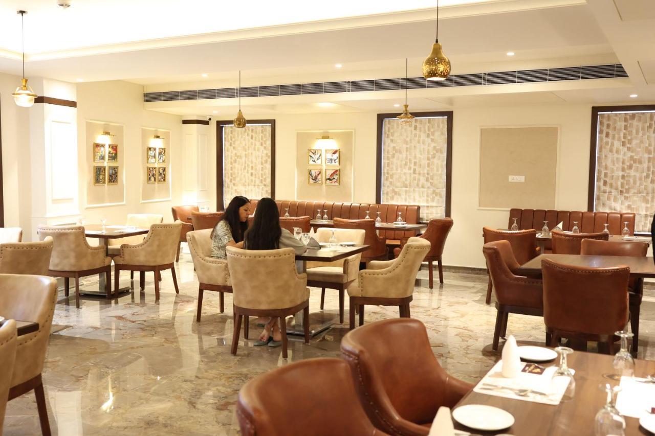 Pride Hotel Bhopal Extérieur photo